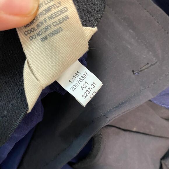 Duluth Trading Co Women's Pants Flexcellence Crop Leg Navy Blue 14 Reg - Picture 7 of 8